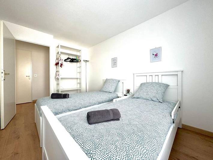 Gîte pour 6 personnes, avec terrasse dans Gare Du Val D Europe - 4