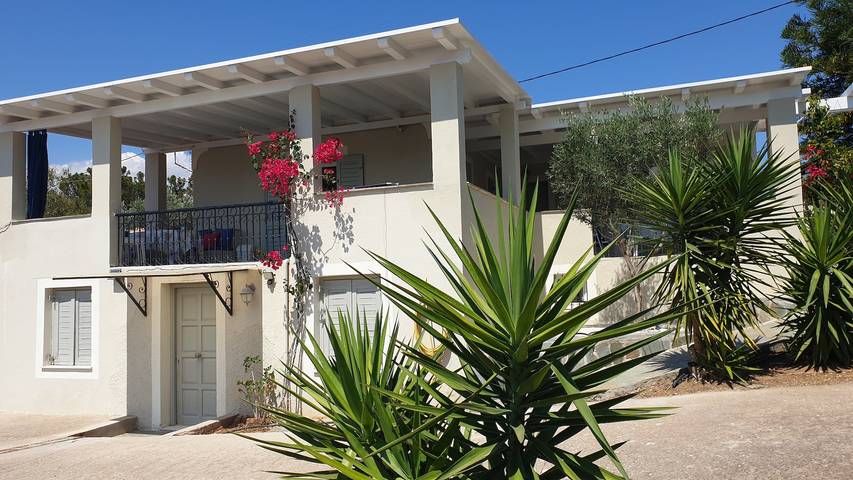 Location de vacances pour 6 personnes, avec terrasse à Porto Heli - 3