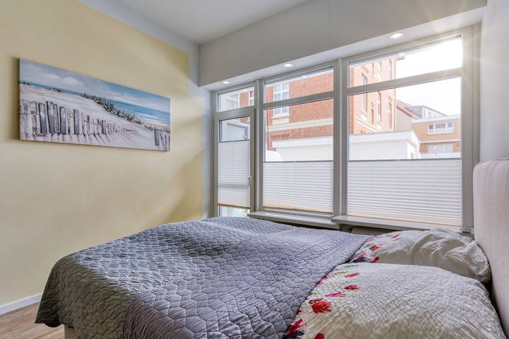 Ferienwohnung für 2 Personen, mit Balkon und Sauna sowie Pool und Balkon/Terrasse, kinderfreundlich in Norderney Weststrand - 2