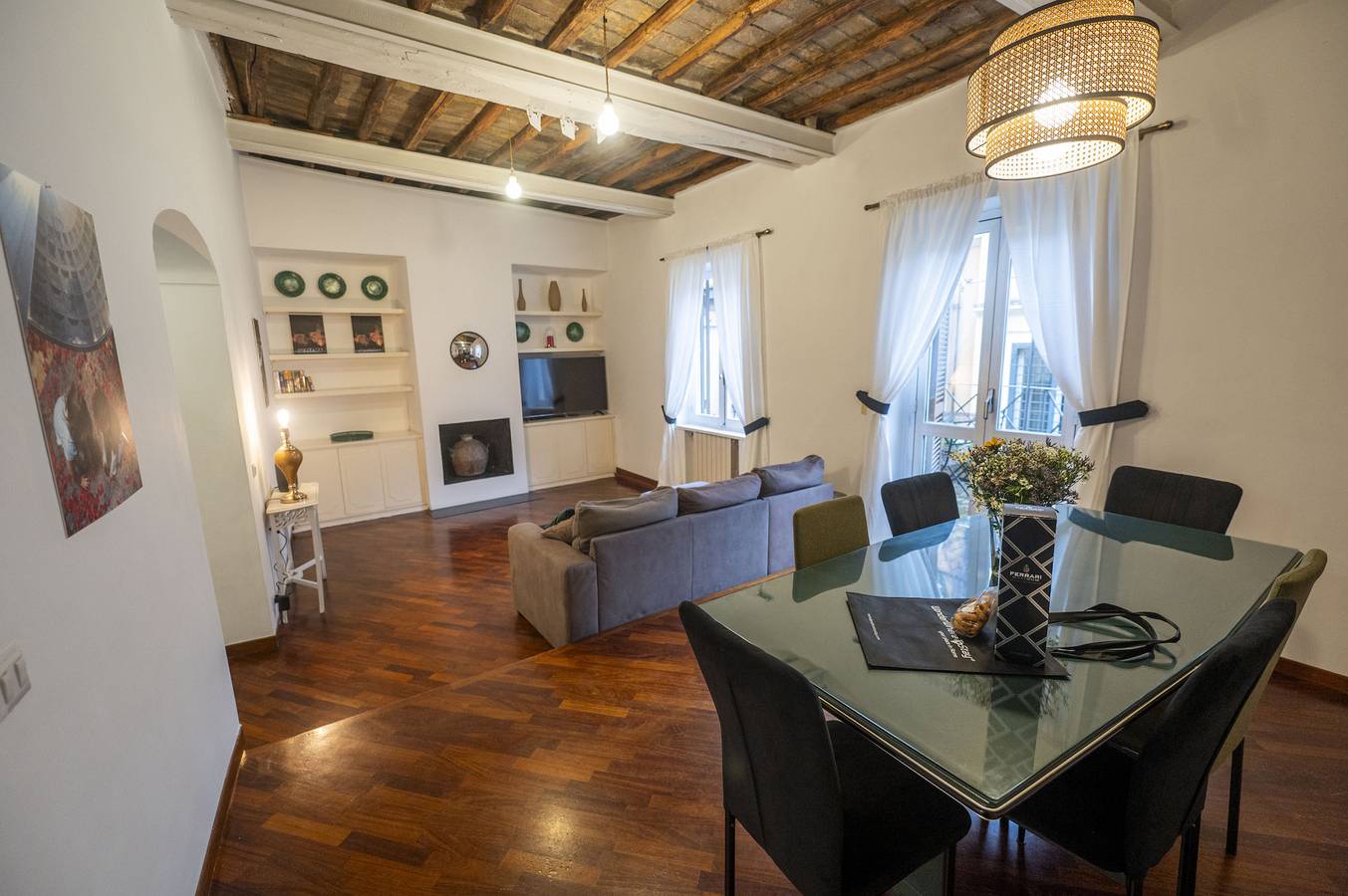 Appartamento intero, Above Pantheon Roof in Centro di Roma, Roma