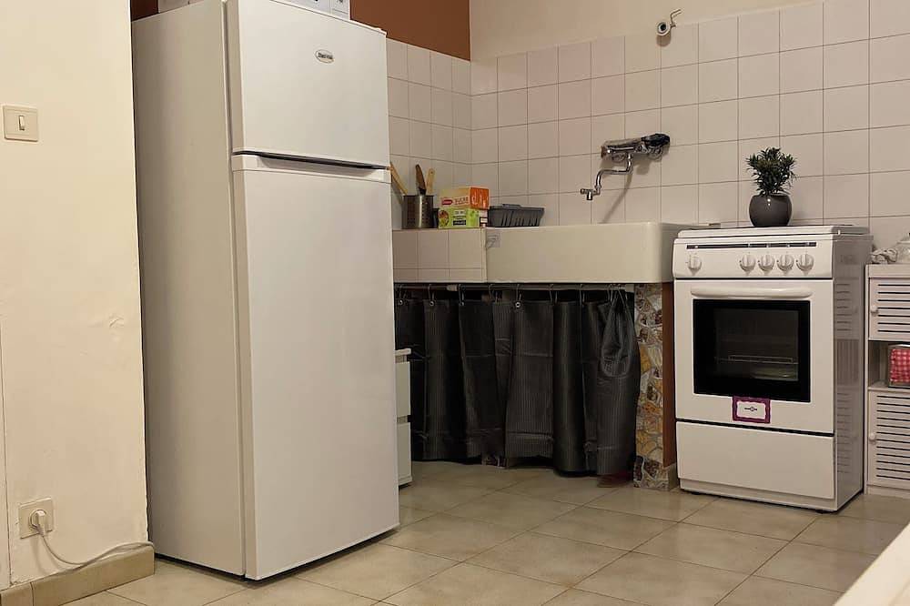 Entire apartment, Apartment near Chablis in the heart of the vineyards in Auxerre region