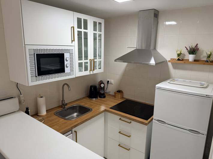 Gîte pour 5 personnes, avec Terrasse et Piscine à Miami Platja - 3