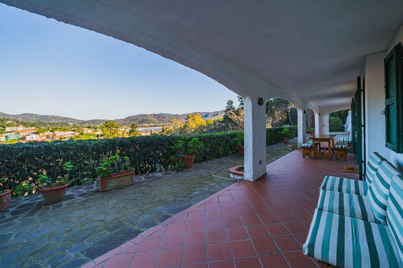 Villa für 8 Personen mit Terrasse in Marina di Campo, Elba