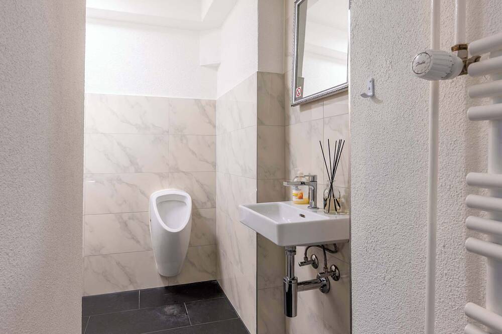 Appartamento intero, Twin Room near Mount Pilatus – Lucerne City Stay in Kriens, Lago dei Quattro Cantoni