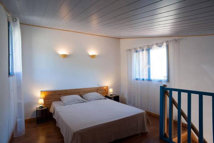 Location de vacances pour 4 personnes, avec jardin et piscine à Embres-et-Castelmaure - 3