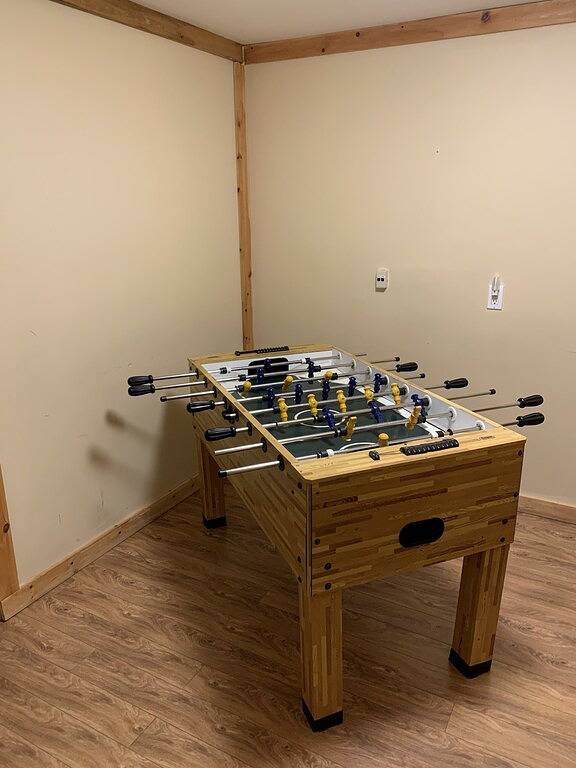 Chalet for 17 people, with hot tub and garden as well as balcony in Lac-Supérieur