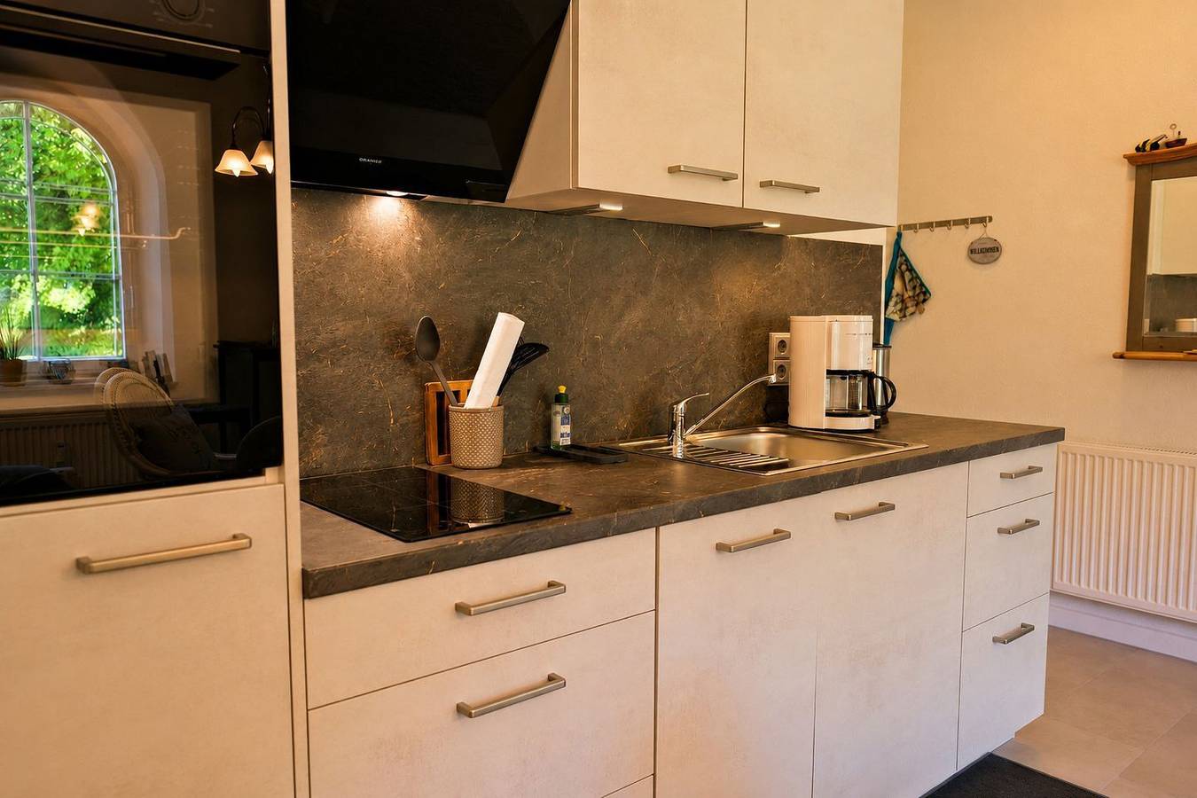 Ganze Wohnung, Idyllische Ferienwohnung nahe Kühlungsborn & Rerik in Wischuer, Biendorf