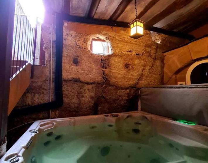 Casa rural para 18 personas, con Balcón y Jacuzzi además de Jardín y Sauna en Ribera Navarra - 3