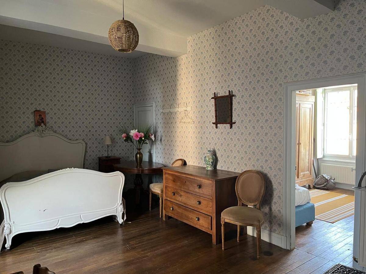 Appartement entier, Gîte du Sacré-Coeur - Mauléon- proche Puy du fou in Saint-Aubin-de-Baubigné, Mauléon