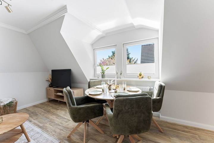 Ganze Wohnung, Komplett renoviert! Ferienwohnung Haus Jacobsen Wiesenglück. in Westerland, Sylt (Gemeinde)