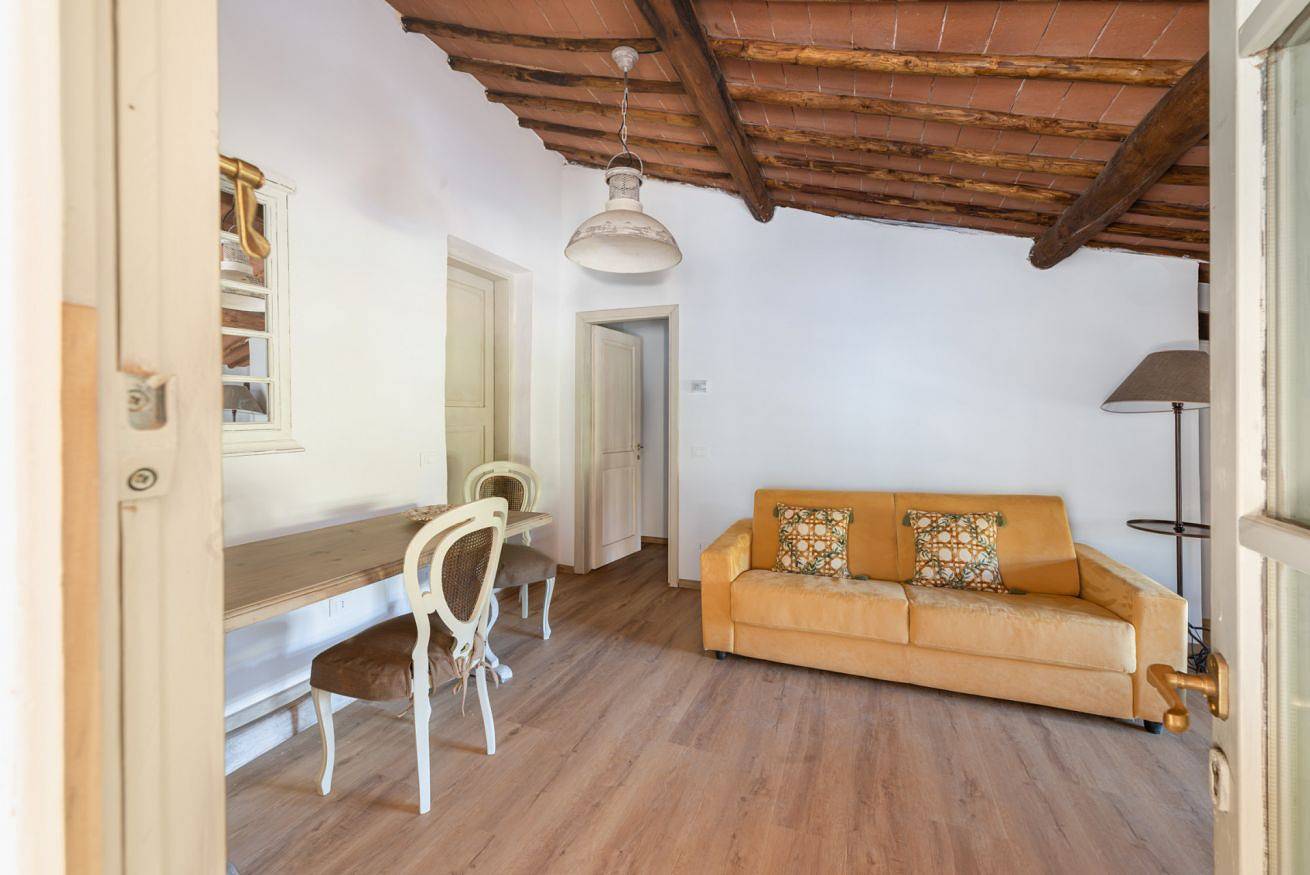 Villa Chianti with exclusive pool and typical barn in Panzano In Chianti, Chianti
