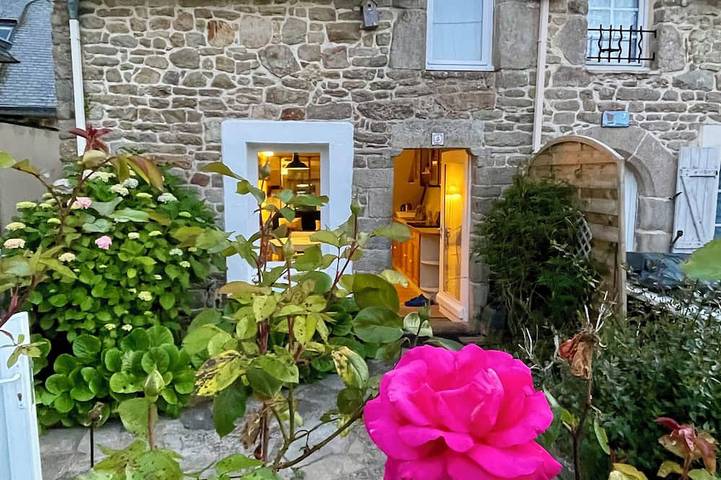 Ferienhaus für 3 Personen, mit Garten und Balkon - 1