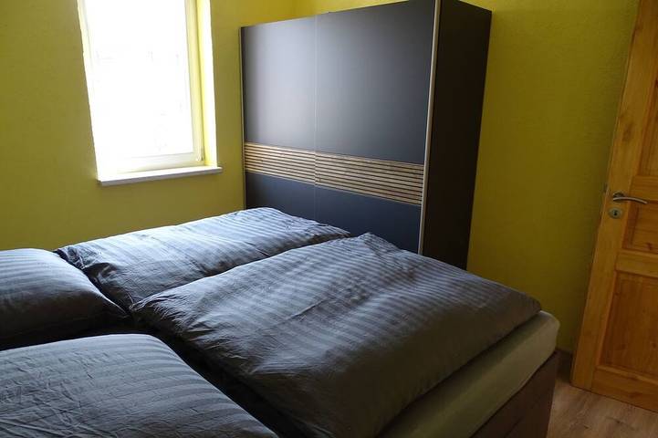 Ganze Wohnung, Familienfreundliche Ferienwohnung  65 m² am Natur Reservat Vessertal in Nahetal-Waldau, Hildburghausen und Umgebung