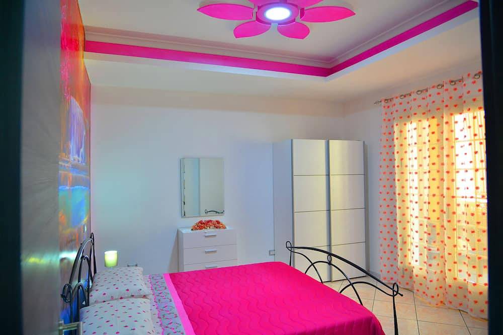 Apartamento entero, Casa Anna Three, dos habitaciones dobles in Pimonte, Montes Lattari