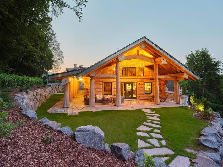 Chalet für 8 Personen, mit Garten und Sauna sowie Ausblick im Spessart