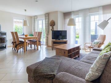 Ferienwohnung für 2 Personen, mit Terrasse und Garten in Tarnewitz