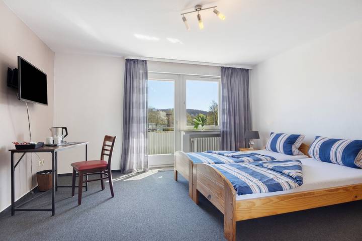 Zimmer für 2 Personen, mit Balkon
