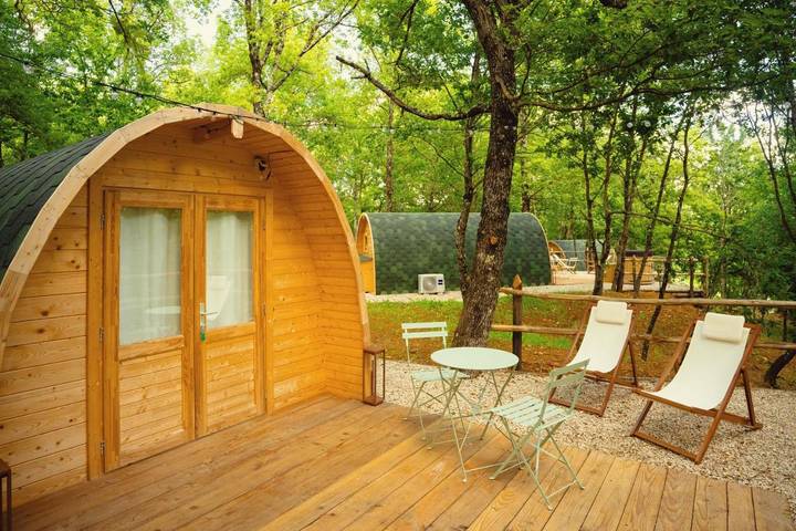 Casa vacanza per 2 persone, con idromassaggio e giardino in Bibbiena