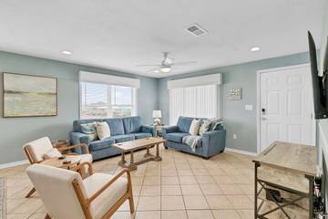 Vacation Rental for 10 Guests in Gulf Shores, Mobile Bay, Picture 2