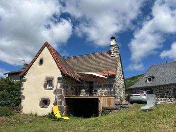 Gîte pour 3 personnes, avec jardin et vue, adapté aux familles à Lascelle