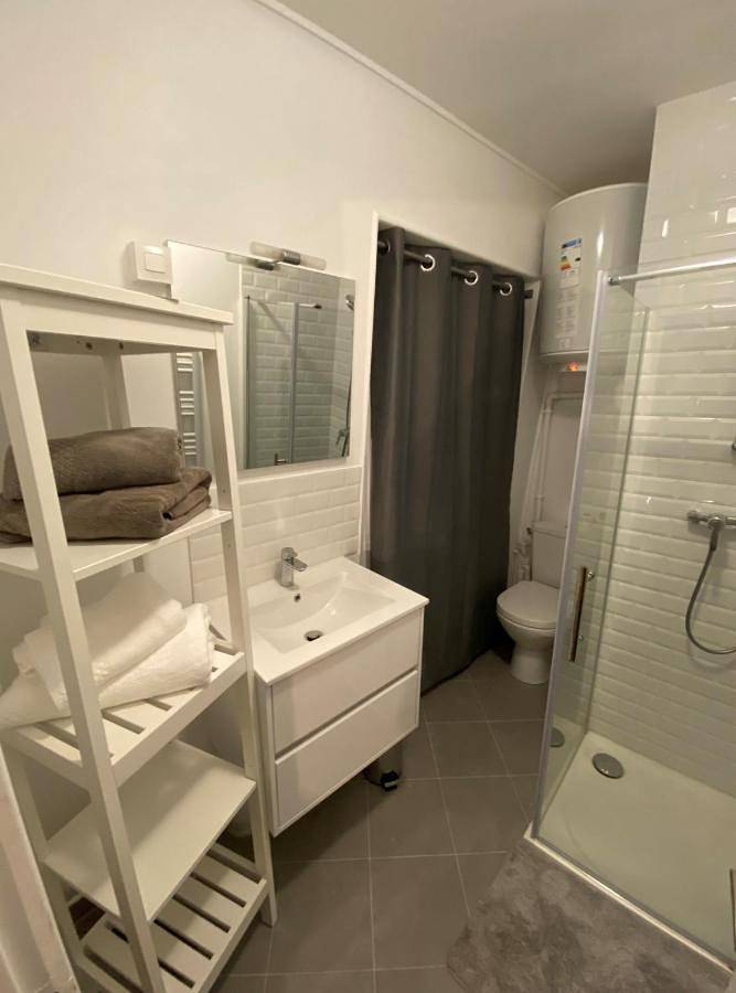 Appartement entier, Apartment in Enghien-les-Bains, Val-d'Oise