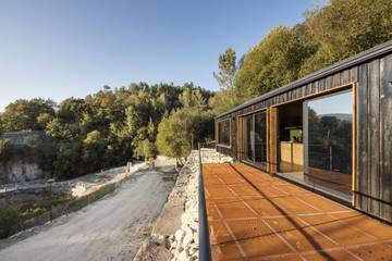 Finca am Strand für 4 Personen, mit Garten und Seeblick in Portugal
