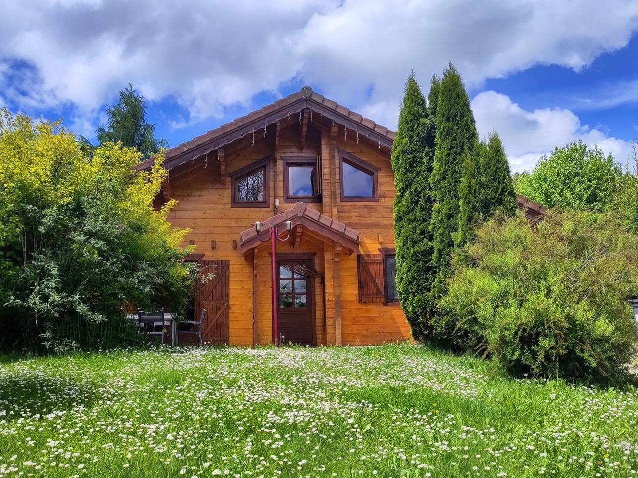 Gîte for 6 people with terrace in Gevresin, Doubs