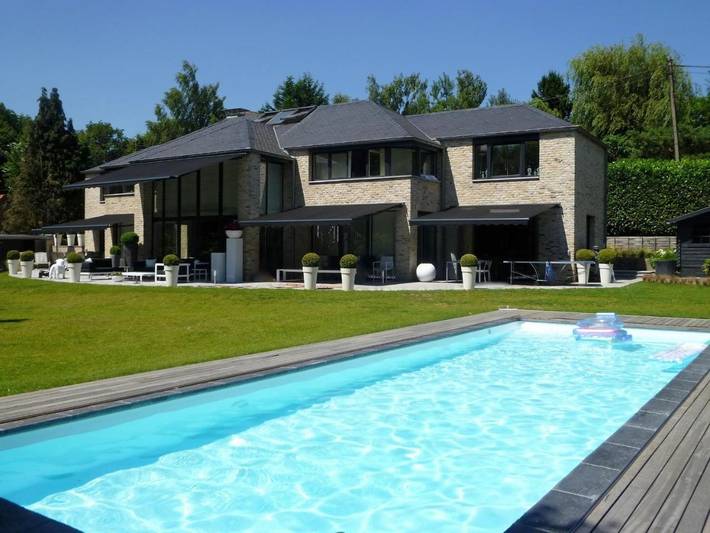 Chambre d’hôte pour 2 personnes, avec Terrasse et Jardin ainsi que Piscine et Vue à Braine-l'Alleud