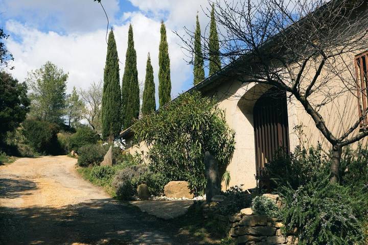 Location de vacances pour 2 personnes, avec jardin et piscine ainsi que vue et terrasse à Saint-Pierre-des-Champs - 2