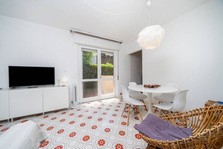 Appartamento per 4 persone, con Balcone e Giardino a Grado