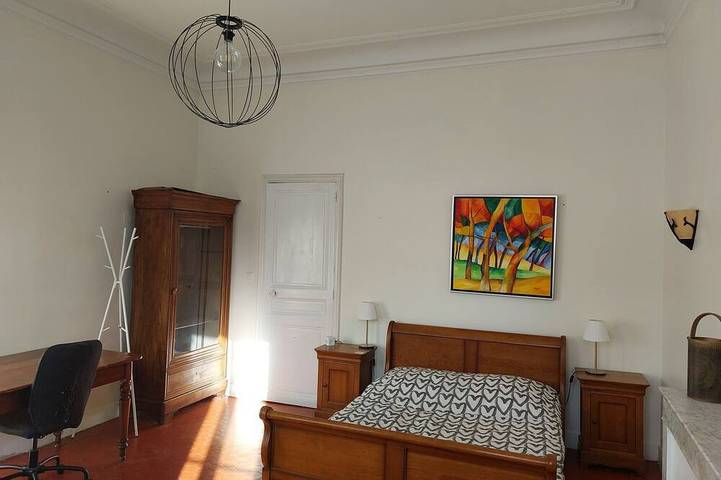 Entire apartment, T1 Private terrace Enclosed parking Fibre in Gardanne, Mediterranean Coast (France)