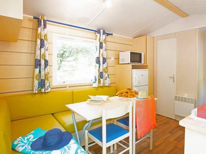 Mobil home pour 4 personnes, avec bassin pour enfant à Millau - 3
