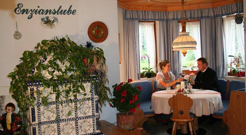 Hotel Waldesruh - Dürrensteinzimmer in Göstling an der Ybbs, Mostviertel Region