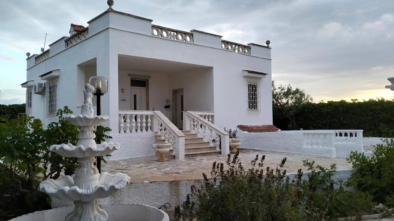 Villa Leo in Costa Merlata, Ostuni