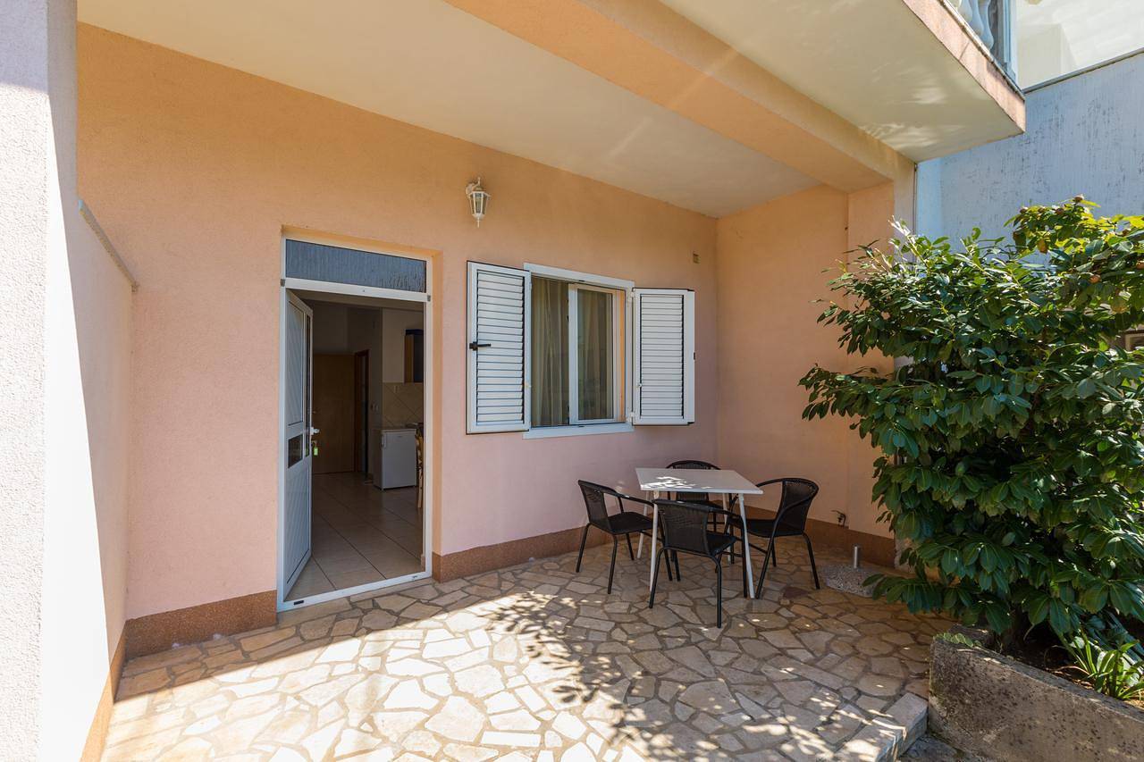 Ganze Ferienwohnung, Ferienwohnung für 4 Personen ca. 43 qm in Crikvenica, Kvarner Bucht (Crikvenica und Umgebung) in Crikvenica, Primorje-Gorski Kotar