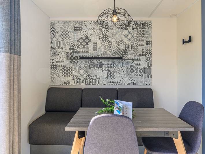 Bungalow für 2 Personen, mit Terrasse und Garten in Frankreich - 3