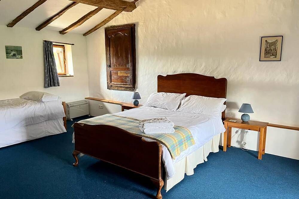 Charmante ferme indépendante avec piscine privée. in Lizant, Vienne (France)