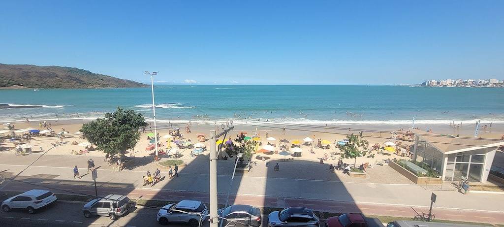 Ganze Wohnung, 4 suites facing the sea with barbecue, 2 parking spaces, Wi-Fi in Guarapari, Região Metropolitana da Grande Vitória