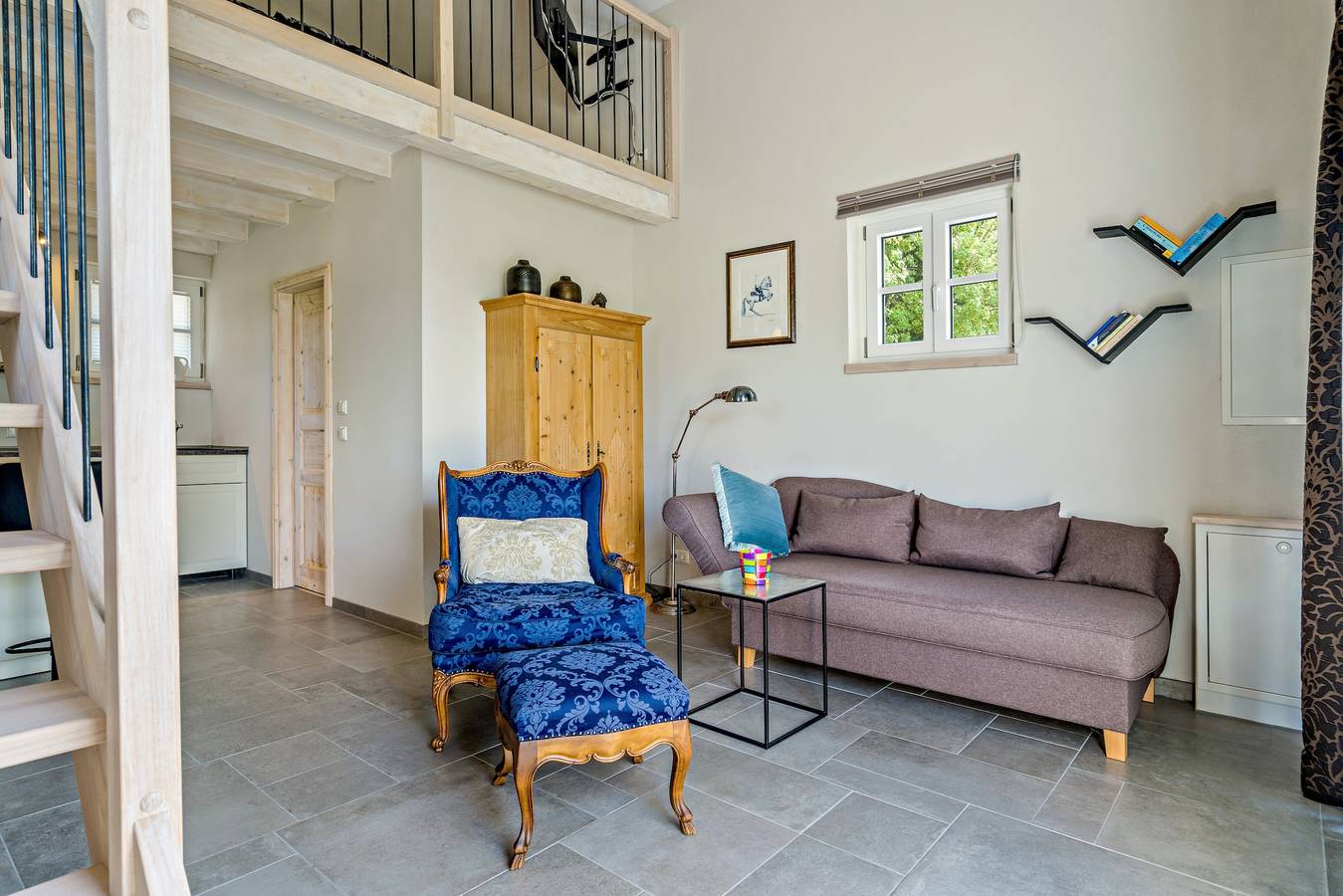 Ferienhaus „Häuschen Blaues Pferd“ mit privater Terrasse, Garten und Wlan in Wallerfing, Ostbayern
