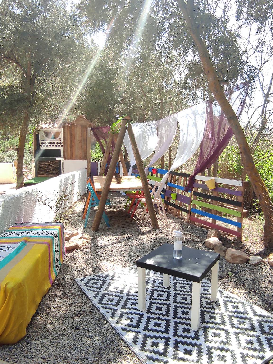 Casa Vacacional 'Villa Natura Paradise' con Vista a la Montaña, Terraza Privada y Jardín Privado in Alcolea, Andalucía