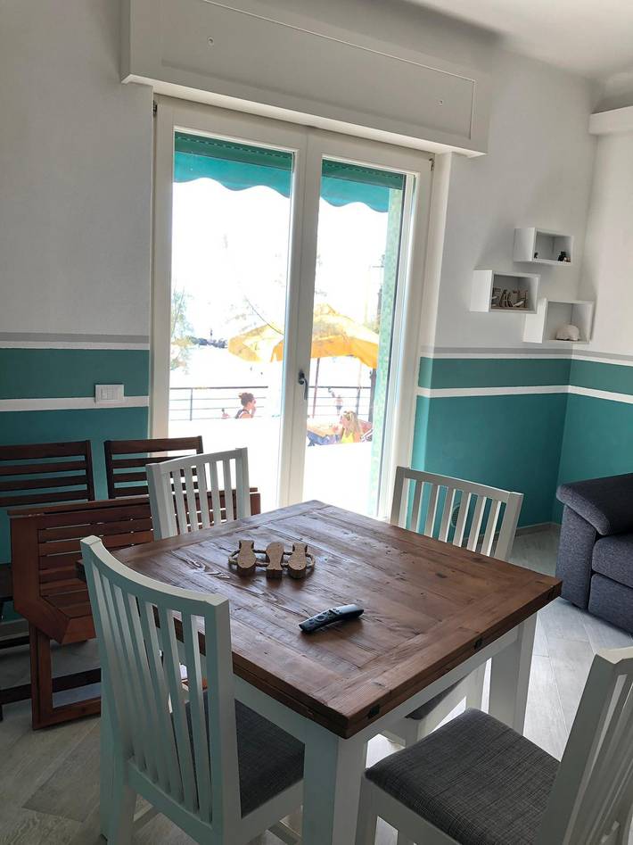 Appartamento intero, Mori's Beautiful Sea front Apartment - With A/C in Monterosso al Mare, Comune di Monterosso al Mare