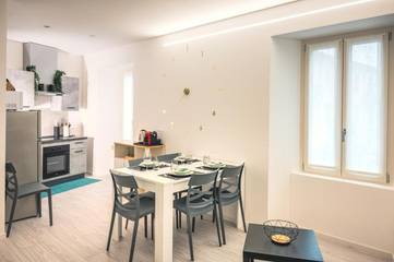 Gîte pour 6 personnes, avec balcon et vue, animaux acceptés à Gavirate