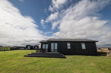 Gîte pour 2 personnes, avec jacuzzi et jardin dans Highlands
