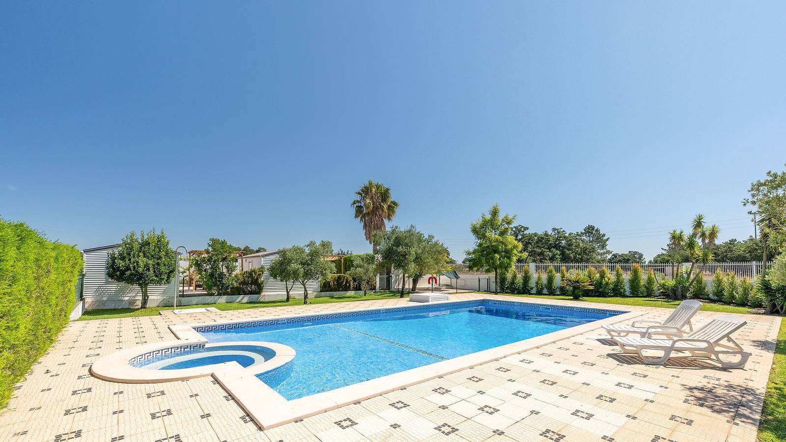 Casa de vacaciones para 2 personas con piscina in Santo António da Charneca, Halbinsel von Setúbal