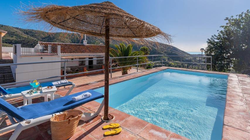 Ferienhaus für 6 Personen, mit Balkon/Terrasse und Pool in Rincón de la Victoria - 4