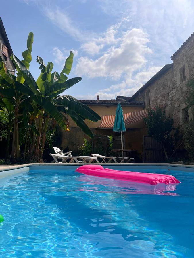 Appartement de vacances pour 2 personnes, avec piscine ainsi que jardin et vue - 1
