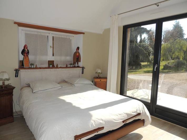 Chambre d’hôte pour 5 personnes, avec terrasse ainsi que vue et jardin dans le Calvados - 2