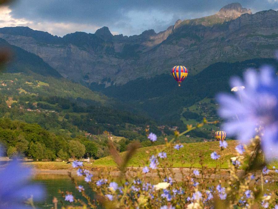 Camping Les Iles - Mobilhome 4 personas - Estándar 27m² - 2 habitaciones + Tv + Terraza in Passy, Pays du Mont-Blanc