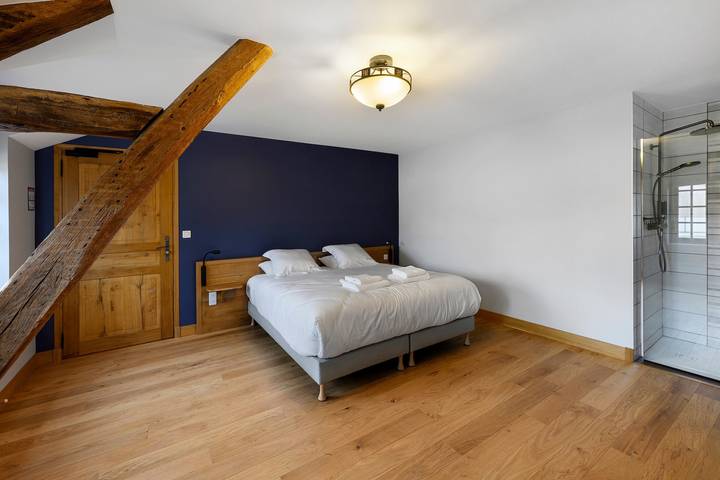Bed & Breakfast „Chambre Chasserie 6-Grange Arthuis“ mit WLAN und Klimaanlage in Lavau, Loire-Tal