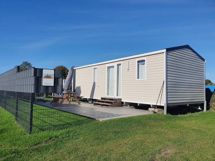 Camping für 4 Personen, mit Garten und Terrasse in Schashagen - 2